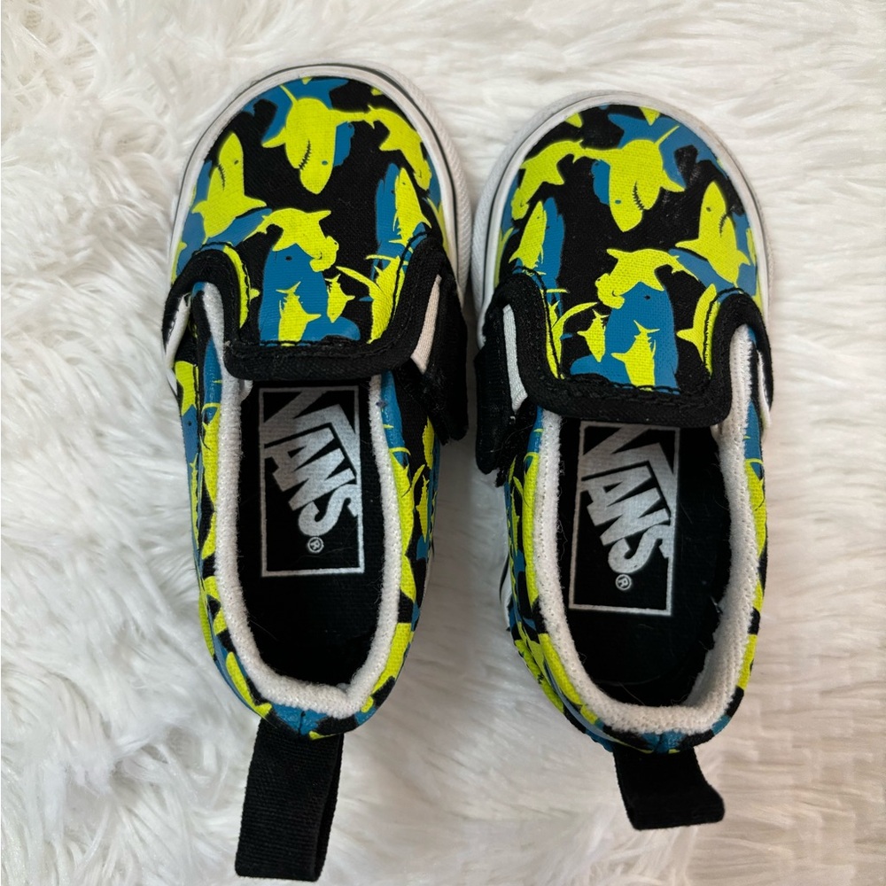 Vans glow shark slip ons